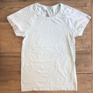 NWOT All in motion Fitted Tee